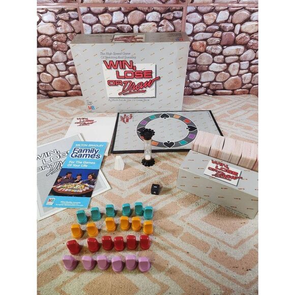Win, Lose or Draw (1987 Original Edition MB Disney VTG Board Game) B1 - Picture 2 of 5